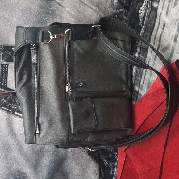 Gun toten Mama concealed carry leather bag - Picture 2 of 16